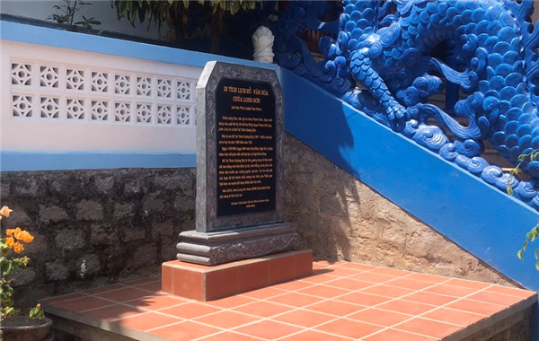 BÀN GIAO 3 BIA DI TÍCH LỊCH SỬ - VĂN HÓA CẤP TỈNH TẠI HUYỆN VẠN NINH VÀ THÀNH PHỐ NHA TRANG