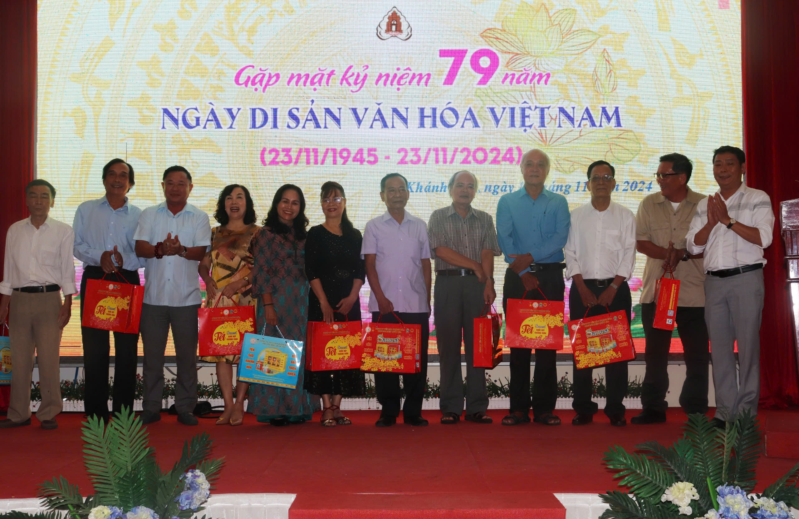 TRUNG TÂM BẢO TỒN DI TÍCH TỈNH KHÁNH HÒA KỶ NIỆM NGÀY DI SẢN VĂN HÓA VIỆT NAM 23/11