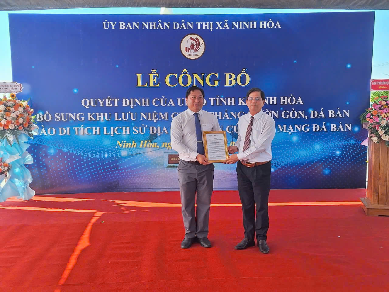 LỄ CÔNG BỐ QUYẾT ĐỊNH CỦA UBND TỈNH KHÁNH HOÀ VỀ VIỆC BỔ SUNG ĐỊA ĐIỂM KHU LƯU NIỆM CHIẾN THẮNG VƯỜN GÒN - ĐÁ BÀN VÀO DI TÍCH LỊCH SỬ ĐỊA ĐIỂM CĂN CỨ CÁCH MẠNG ĐÁ BÀN