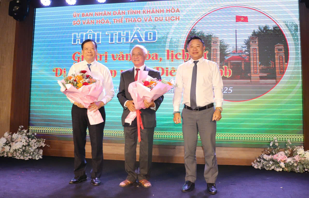 HỘI THẢO KHOA HỌC “GIÁ TRỊ VĂN HÓA, LỊCH SỬ DI TÍCH VĂN MIẾU DIÊN KHÁNH”