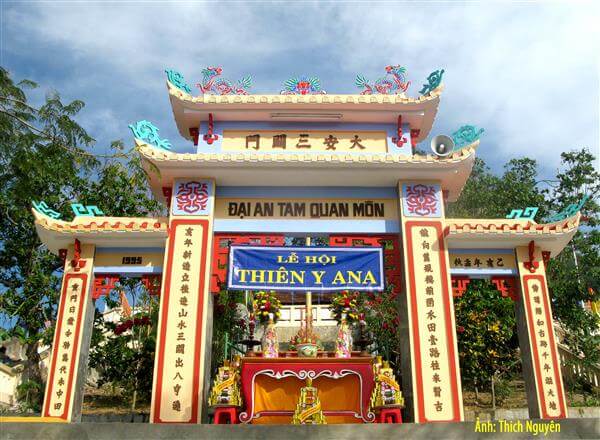 DU LỊCH TÂM LINH THEO ĐẠO MẪU - HÌNH THỨC DU LỊCH GẮN LIỀN VỚI TÍN NGƯỠNG THỜ MẪU CỦA NGƯỜI VIỆT Ở KHÁNH HÒA