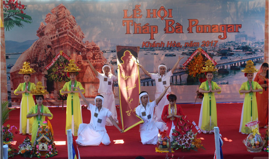 LỄ HỘI THÁP BÀ PONAGAR NĂM 2017