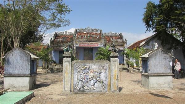 ĐÌNH CHẤP LỄ