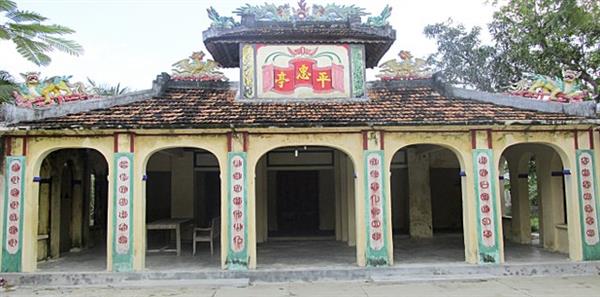 ĐÌNH BÌNH TRUNG