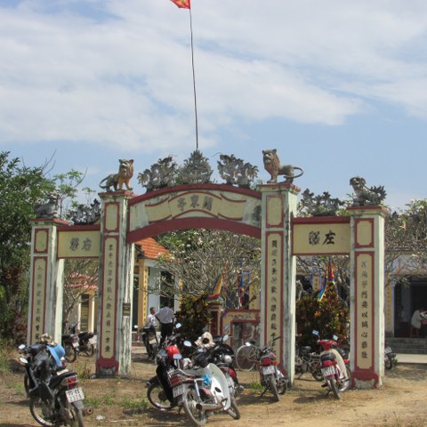 ĐÌNH QUANG ĐÔNG