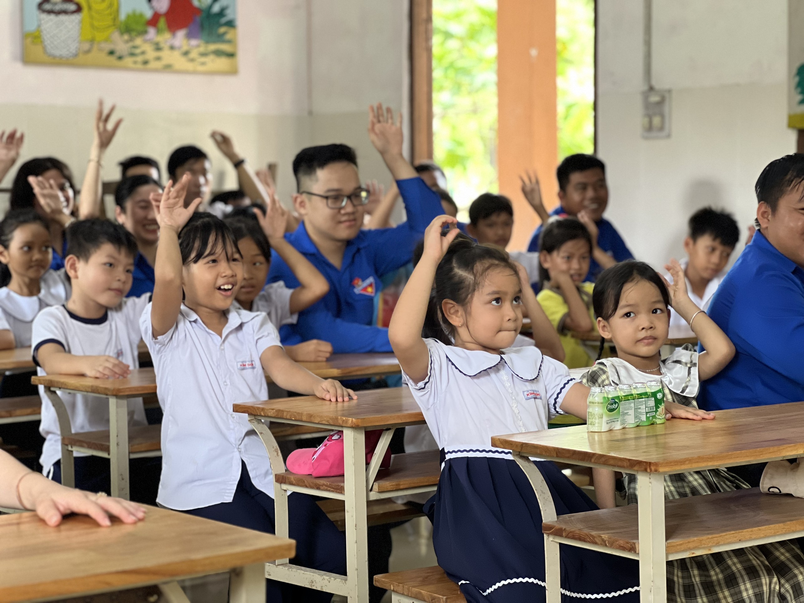 HOẠT ĐỘNG NHÂN DỊP QUỐC TẾ THIẾU NHI TẠI CHÙA KIM SƠN