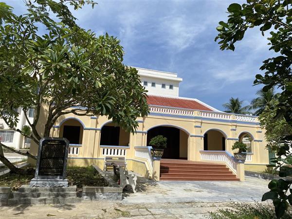 QUAN TÂM TU BỔ, QUẢNG BÁ DI TÍCH